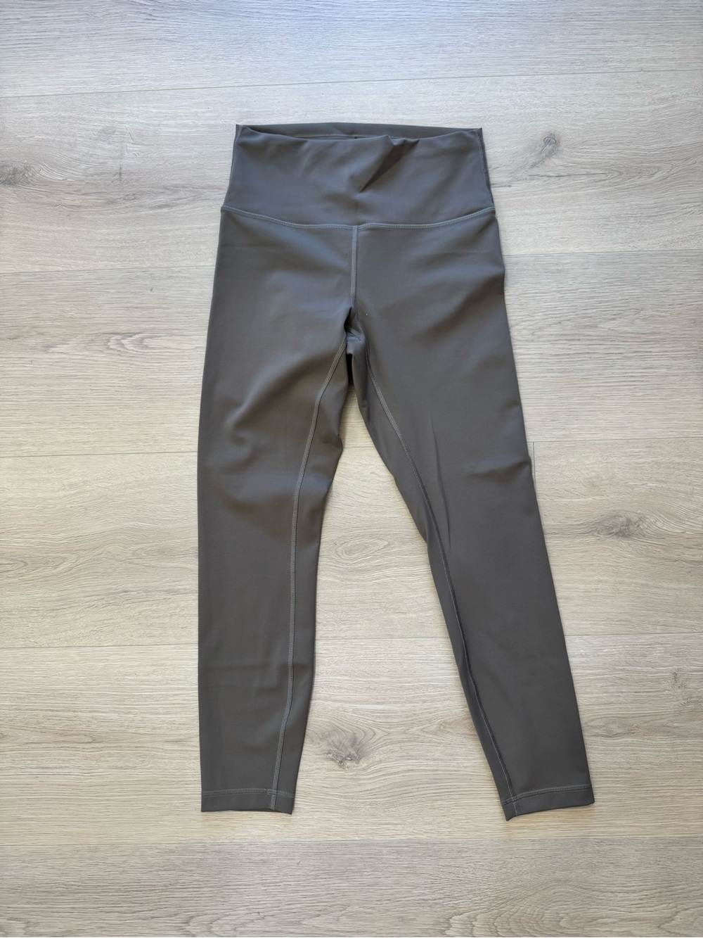 lululemon athletica High-Rise Wunder Train Leggings 25” — Taupe Brown SZ 8